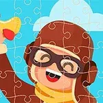 Một nhân vật đội nón phi công vui vẻ cầm máy bay đồ chơi màu đỏ và vàng trên nền trời xanh với mây trắng, dưới dạng tranh ghép hình