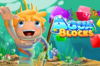 Trong Aqua Blocks, một cậu bé dễ thương sẽ gặp bạn dưới