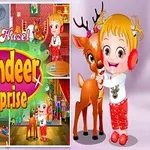 Bé gái đeo tai nghe đỏ đang ôm chú tuần lộc nhỏ, xung quanh có hình ảnh ông già Noel và nhiều cảnh trong nhà với trang trí giáng sinh