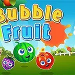 Tranh vẽ các loại trái cây có khuôn mặt hoạt hình với bóng chữ Bubble Fruit trên nền đồng cỏ xanh và bầu trời xanh