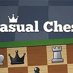 Hình ảnh một bàn cờ vua với các quân cờ và dòng chữ Casual Chess