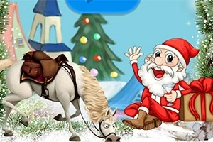 Ông già Noel đội mũ đỏ ngồi bên cạnh túi quà cạnh cây thông và một con ngựa trắng đang cúi đầu trên nền tuyết