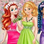 Ba cô gái mặc váy dạ hội sặc sỡ, với phụ kiện và kiểu tóc đa dạng, đứng trước nền cây hoa anh đào