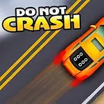 Xe ô tô màu cam đang di chuyển trên đường với dòng chữ lớn DO NOT CRASH ở góc trên bên trái
