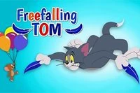 Geronimo! Tom đang rơi từ trên cao xuống đất