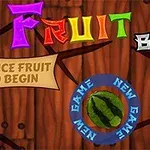 Chữ FRUIT BREAK đầy màu sắc trên nền gỗ với hộp tròn chứa hình quả dưa hấu ở giữa và thông báo SLICE FRUIT TO BEGIN