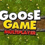 Chữ Goose Game Multiplayer lớn, nổi bật trên nền cỏ xanh và đường mòn sỏi đá