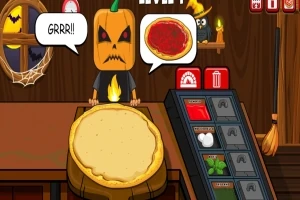 Người đội mặt nạ bí ngô đứng trước quầy bếp với nền trang trí Halloween, chuẩn bị một chiếc bánh pizza với các nguyên liệu bên cạnh