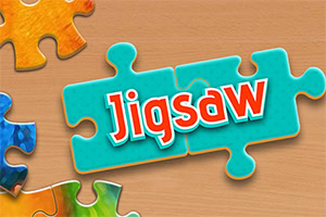 Các mảnh ghép xếp hình nhiều màu sắc trên nền gỗ với chữ Jigsaw nổi bật ở giữa