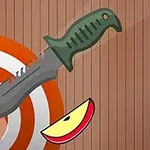 Một con dao cắm vào tấm bia gỗ với hai miếng táo ở hai bên