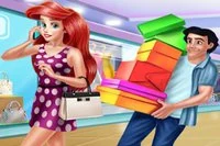 Ariel và Eric đến trung tâm mua sắm để tận hưởng buổi chiều