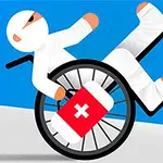 Người băng bó toàn thân ngồi trên xe lăn với nền trời màu xanh