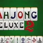 Trên nền xanh, dòng chữ MAHJONG DELUXE 2 được viết trên các quân mạt chược, dưới đó là hàng quân mạt chược với các ký hiệu khác nhau