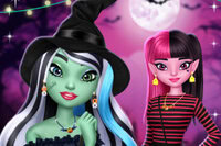 Đi vào Monster High và làm đẹp nhân vật với trang phục thời