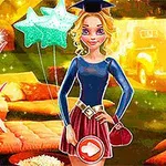 Một cô gái với trang phục thời trang, đội mũ tốt nghiệp, đứng giữa phòng đầy màu sắc với các yếu tố trang trí và phụ kiện xung quanh