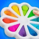 Một bàn tay đang chạm vào một món đồ chơi pop it hình hoa nhiều màu sắc trên nền xanh dương