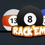 Ba quả bóng bida với số 13, 8, và 2 phía sau chữ RACKEM trên nền tối
