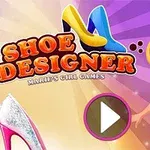 Cô gái tóc vàng mặc váy xanh đứng cạnh dòng chữ Shoe Designer với hình ảnh đôi giày cao gót màu sắc rực rỡ