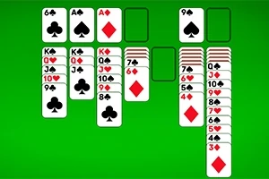 Bộ bài được sắp xếp trên nền xanh với các quân bài có giá trị và chất khác nhau
