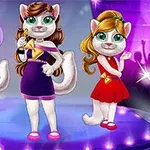 Ba chú mèo hoạt hình dễ thương đứng trên sân khấu trong trang phục biểu diễn nổi bật với ánh đèn màu tím