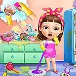 Bé gái đứng trong bếp bừa bộn với tủ lạnh mở, đang lau sàn và có nhiều đồ vật rơi vãi xung quanh